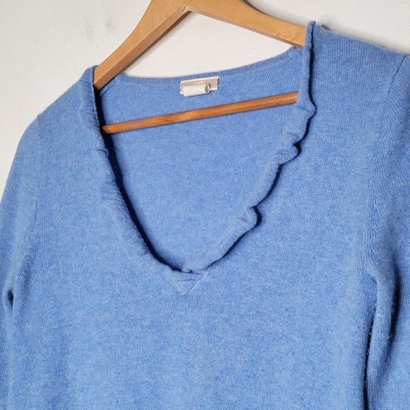 J. Crew Women's Small 100% Cashmere Blue Long Sleeve V-Neck Sweatshirt S - Picture 3 of 4